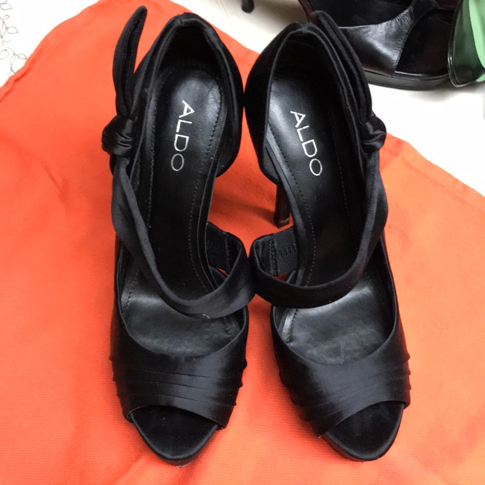 🌟 👠 ALDO Spike Dress Shoes 🌟